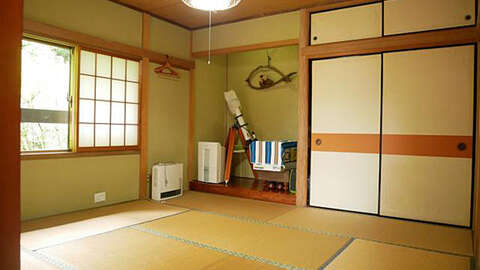 2 BR House with Sunroom12