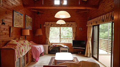 2 BR House with Sunroom14