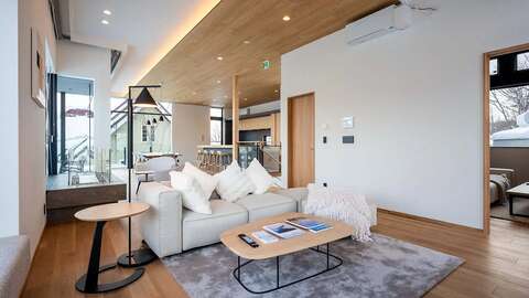 V Residence2