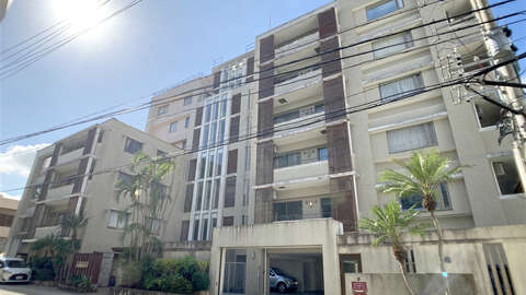 3 BR Apartment with Large Balcony in Central Naha10