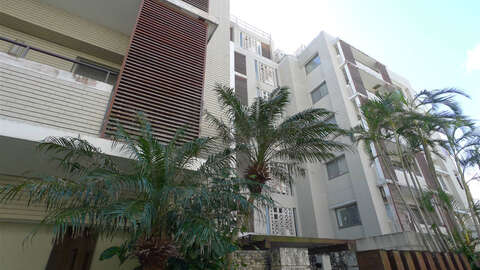 3 BR Apartment with Large Balcony in Central Naha7