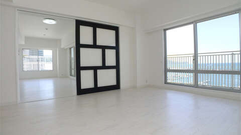 3 BR Corner Apartment with Large 12