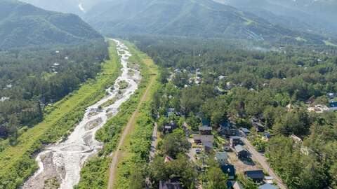 4 Hira Riverside Chalet