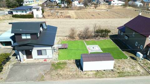 Toya Gray House4