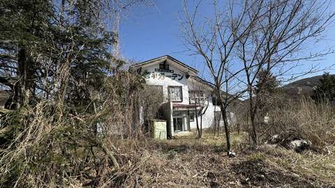 Spring Exterior3