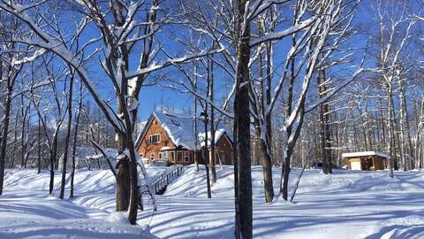 P Mc Grath House Asahiyama Japan