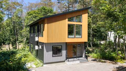 Niseko Realty Moraine Chalet 25