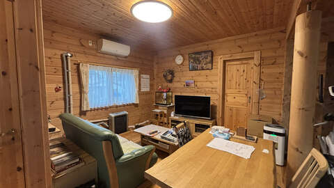 Log Home with Mount Yotei Views7