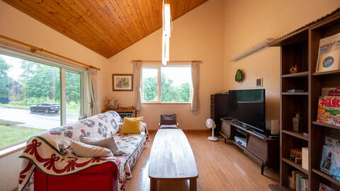 6 Hanazono Garden House