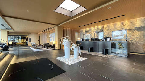Skye Niseko Lobby 01