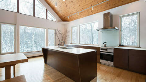 Hanazono House 4