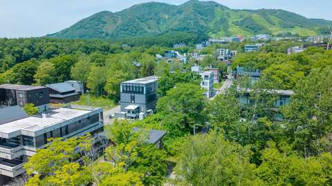 9 Lower Hirafu Double Lot