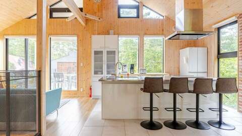 9 Torinosu Interior