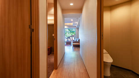 AK105 Hallway HQ 1920x1080