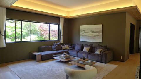 Akashiya Street House5