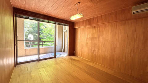 Award Winning 2 BR Condo with River Views10