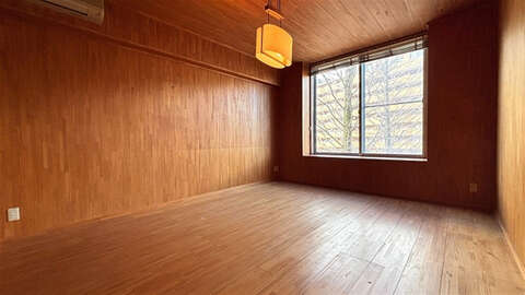 Award Winning 2 BR Condo with River Views11