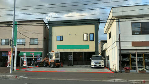 Bakery and Apartment Block 1 top original