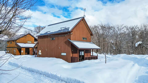 CR245 Shimano winter exterior02 250131 1920x1080 HQ