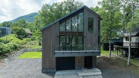 Chalet Wavy1