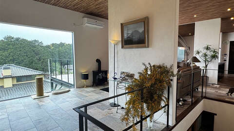 Contemporary 3 BR Designer Home13