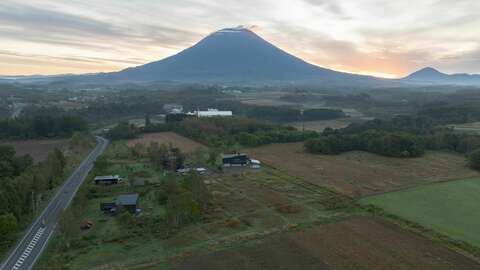 DJI 0328re