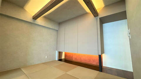 Designer Renovated 1 BR with Ocean12