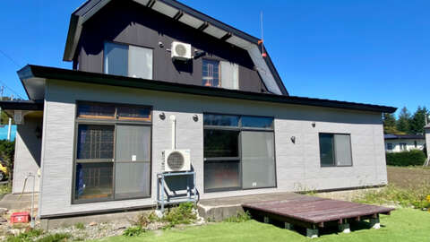 Gray House Toya 3