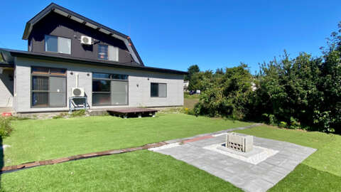 Gray House Toya 4
