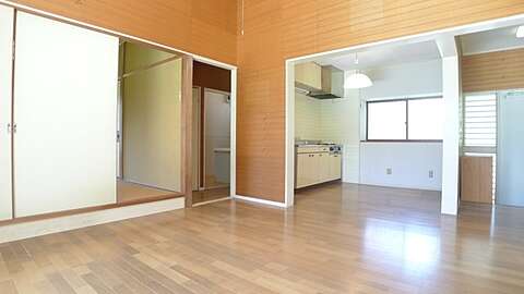Hamanako Yellowhouse2