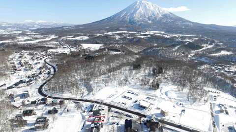 Hirafu Creekside 6 mtime20201127131106focalnone