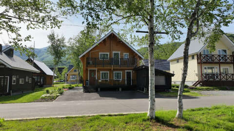 Hirafu Izumikyo Classic Log Home NRE aerial 11