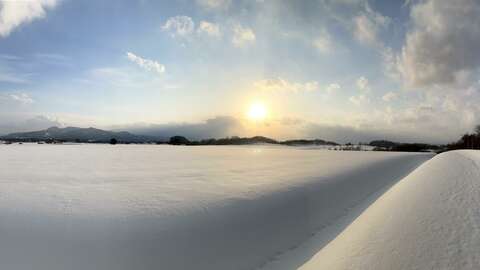 Broad snow sunset