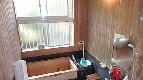 Izu5bedroom5
