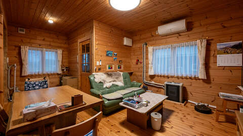Izumikyo Log Home 3