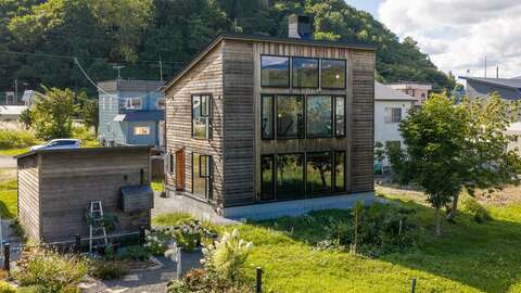 Konbu house and studio 39