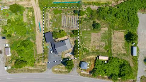 Kondo House and garden07 2