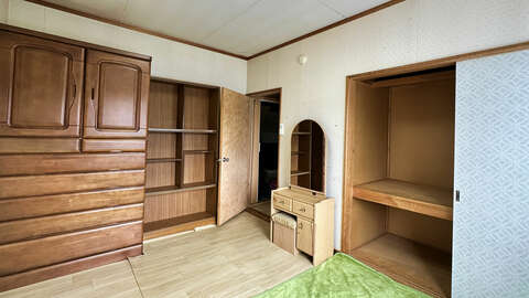 M House 7