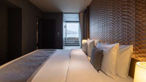 MUWA NISEKO King Suite Ski In Out102 03