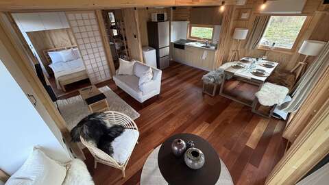 Makkari Cabins Interior2