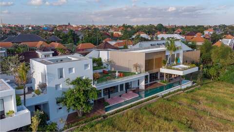 Mandala The Oasis Exterior