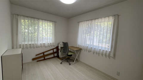 Miyota Modern 3 Bedroom Single Storey House11