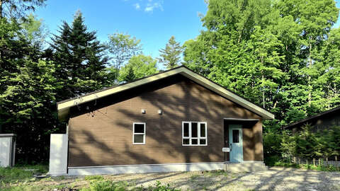 Modern Single Level Karuizawa Home15