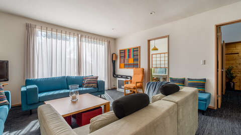 N7 W3 Kutchan House 13