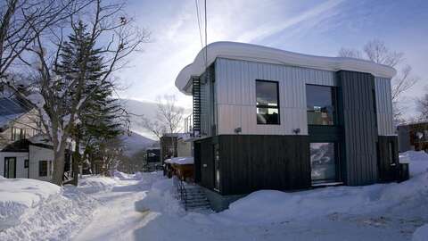 Hachiko House Plus Extra Land Plot | Uchi: Japan Real Estate