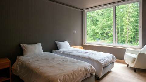 New 3 BR Stylish Home 22