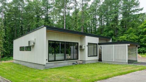 New 3 BR Stylish Home 7