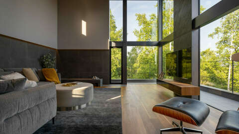 Niseko Real Estate Riverhill Estate Chalet Niseko Realty 1 1024x682