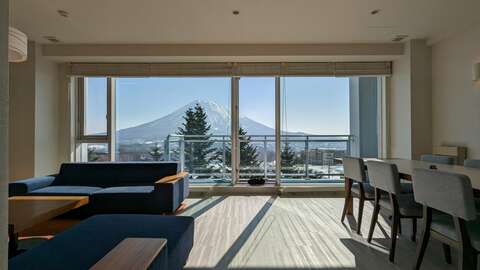 Niseko Real Estate Niseko Landmark View 502 26 2023 03 09 052503 wzdd