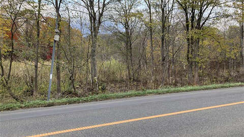 Niseko Realty 5700 Tsubo Land 03